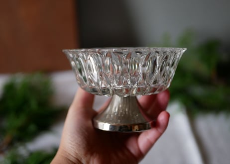 no.4 glass holder