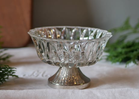 no.4 glass holder