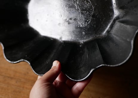 パピエマシェ　花リムの器　漆黒　フランスアンティーク　ブロカントのある暮らし