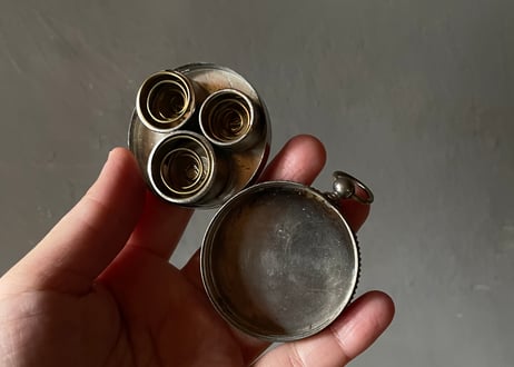 モノグラム　珍しいコインケース　ポルトモネ　フランスアンティーク　アンティークのある暮らし