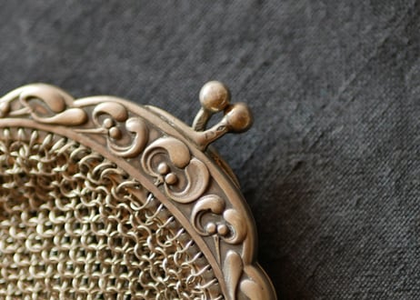 Coin purse, Châtelaine