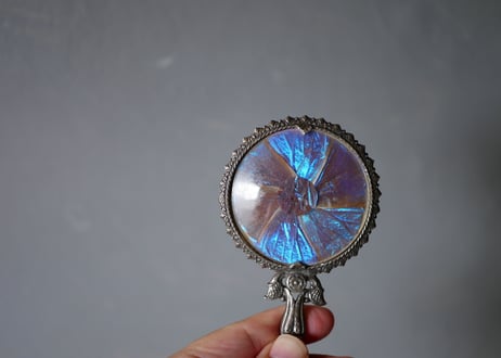 Hand mirror of Morpho