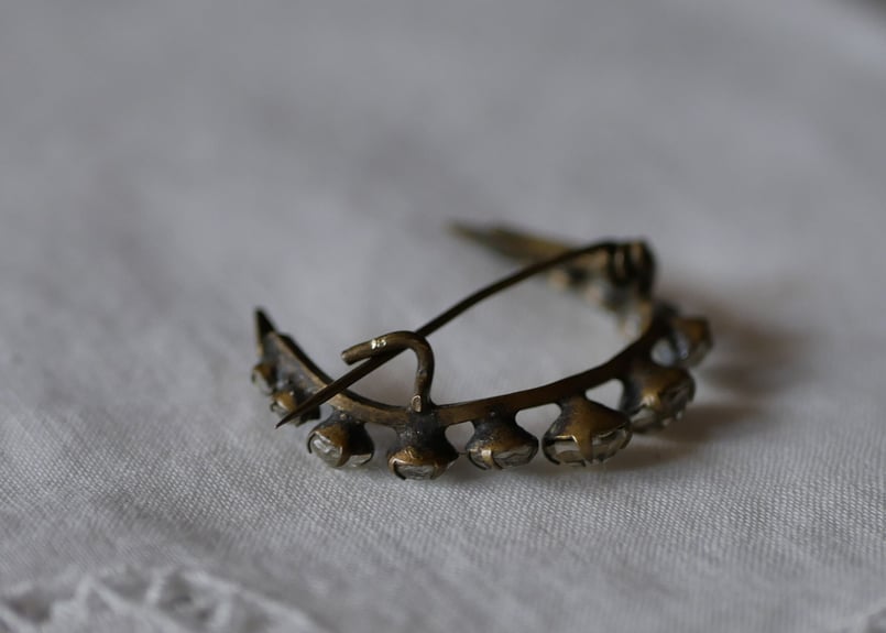 たいへん希少美品☆彡】 アンティークブローチ ペーストガラス