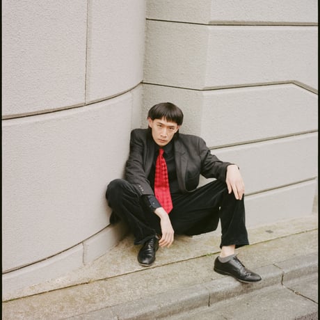 NEUT Magazine ISSUE 2022  / Yellow Light