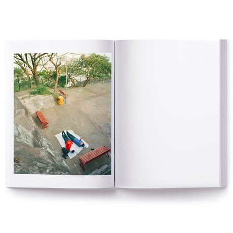 narrow distances  /  謝嘉敏  KA-MAN TSE