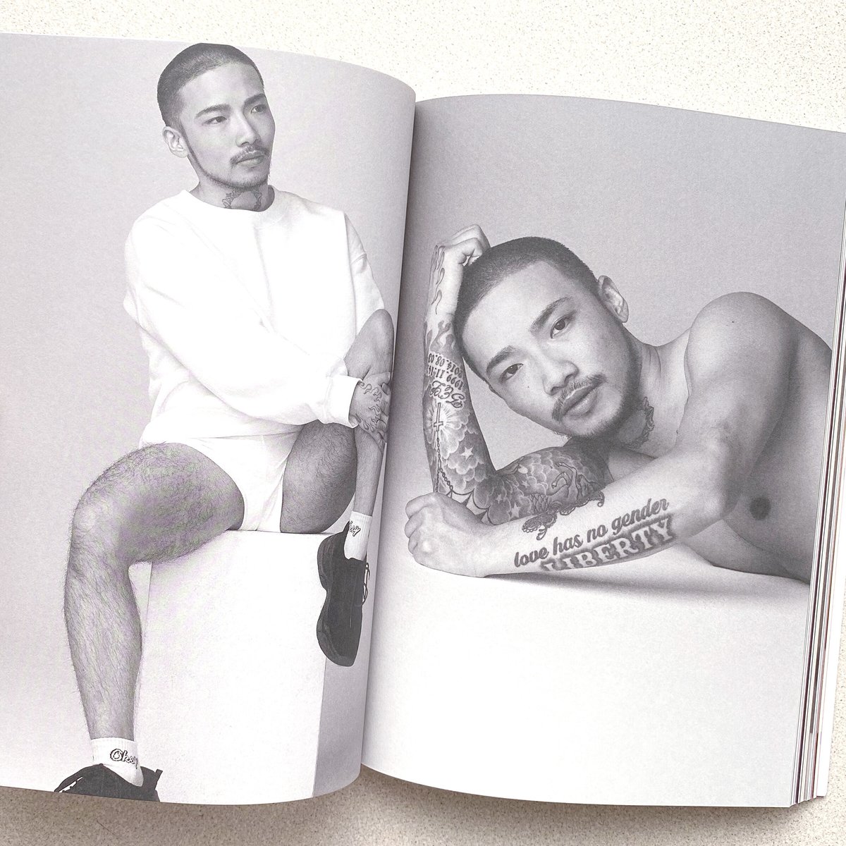 COMPLEX | loneliness books COMPLEX | loneliness books