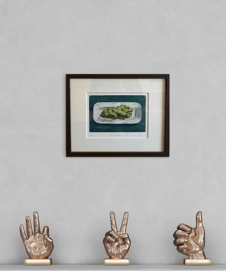 銅版画　＋手彩色　　入江英三　「シャインマスカット」