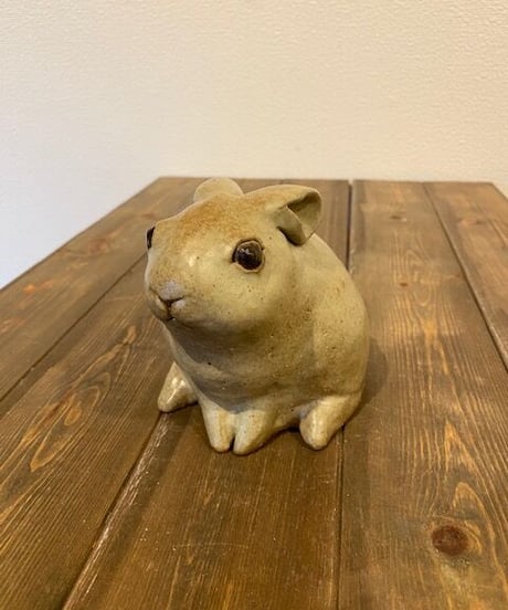 うさぎオブジェ　向坂典子