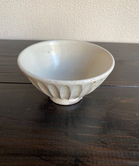 粉引きしのぎ茶碗