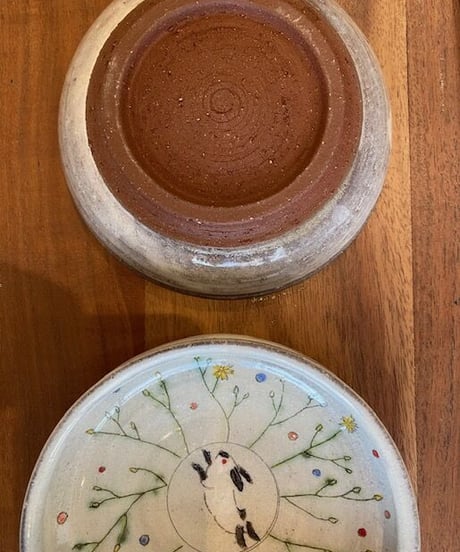 うさぎの中鉢 向坂典子