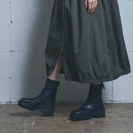 最終値下げ‼️【ph7+】P2F0266 BK 39 ph7+(ピアッカセッテ)｜厚底ローファー/ブラック の通販