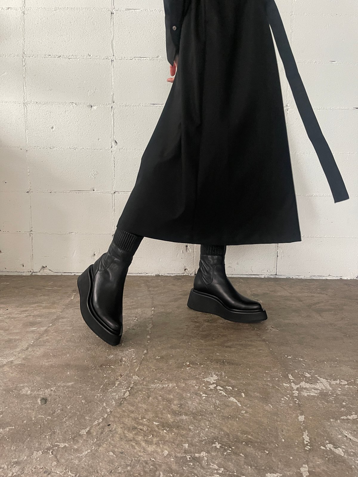 【美品】ph7+ ピアッカセッテ　バックファスナーショートブーツ ph7+(ピアッカセッテ)｜バックファスナーショートブーツ/ブラック の