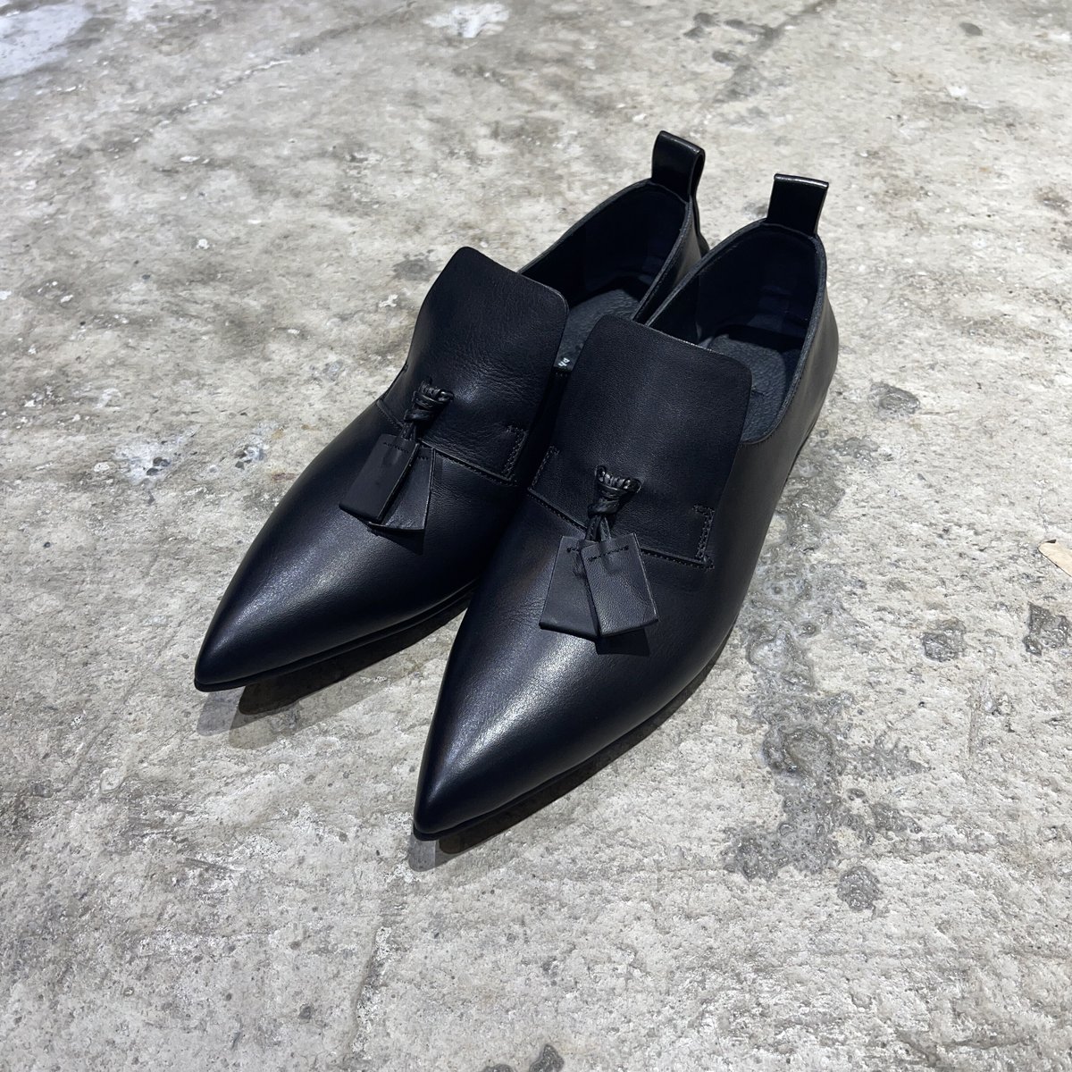 ph7+】P1F0196 BK | ph7+