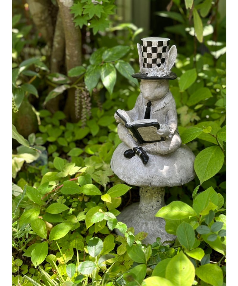 ガーデンオブジェ】”ラビット”（book) 置物 | gardenshop NONOHANA