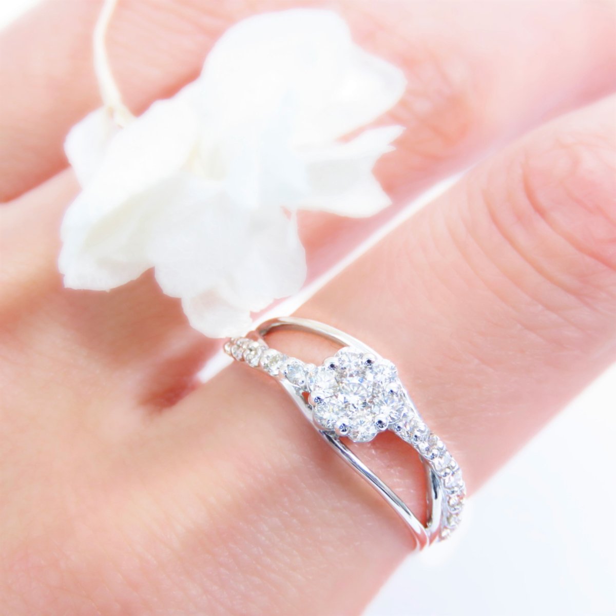 プラチナリング　パール　ダイヤモンド　ジュエリーマキ　カメリアダイヤモンド ジュエリーマキカメリアパールリングダイヤモンドプラチナ美品