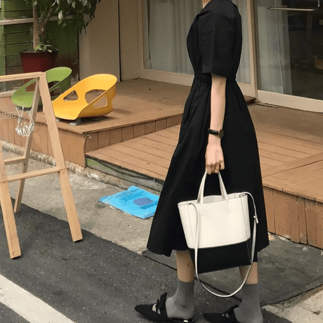 ウエストゴムワンピース ゆったり シンプル 半袖    Aライン Vネック  カジュアル  ミモレ丈    お呼ばれ    同窓会    大きいサイズ    黒  ブラック