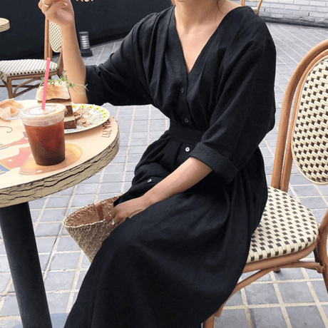 シャツワンピース  リゾートワンピース     ビーチ   長袖   Vネック  Aライン  セクシー マキシ丈    お呼ばれ    同窓会   黒   ブラック  白  ホワイト  大きいサイズ