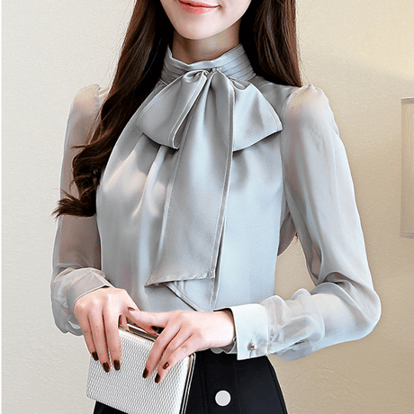 蝶ネクタイ   リボン   シフォンブラウス  長袖   タートルネック  上品  大人可愛い  オフィスコーデ 大人コーデ   レディス  通勤　フォーマル  大きいサイズ   黒  グレー
