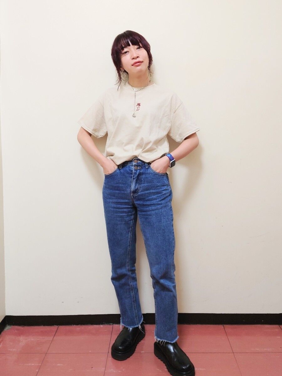 悪い女」刺繍Tシャツ | HIGUCHIAI SHOP 悪い女」刺繍Tシャツ | HIGUCHIAI SHOP