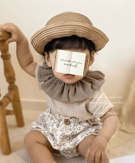 flower frill baby bib