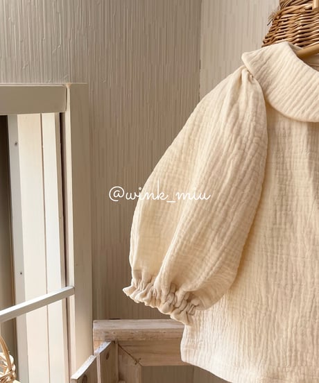 round collar volume sleeve w gauze blouse