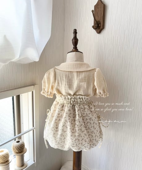 round collar volume sleeve w gauze blouse《milk/short sleeve》