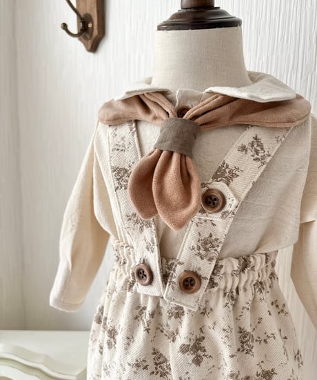 strap design long salopette《antique flower》