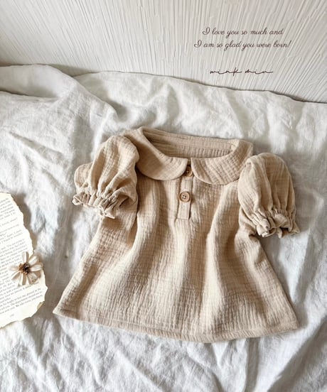 round collar volume sleeve w gauze blouse《beige/short sleeve》