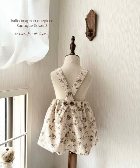 balloon apron onepiece《antique flower》