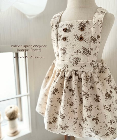 balloon apron onepiece《antique flower》