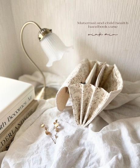 maternal and child health handbook case 《normally / milk  & leaf cafe au lait》