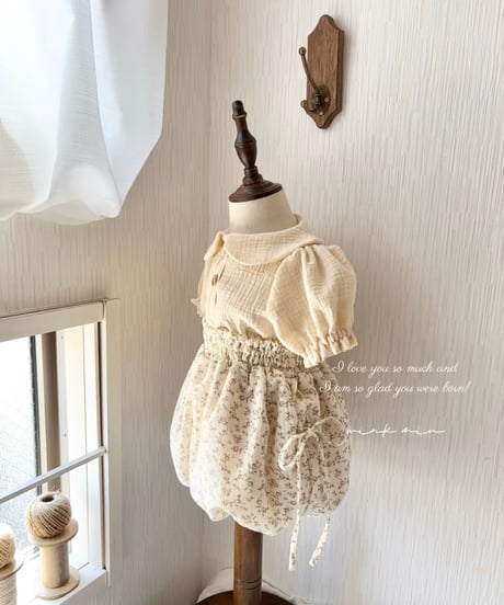 round collar volume sleeve w gauze blouse《milk/short sleeve》