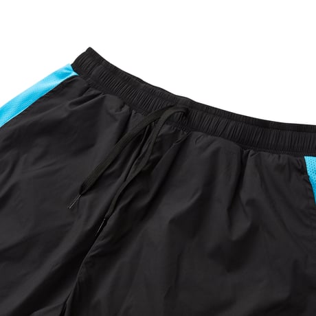 CAFE NIVELCRACK - Mate Shorts
