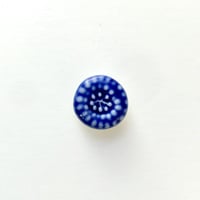 ののむらみなみ　陶器ボタン（うみの花　青）