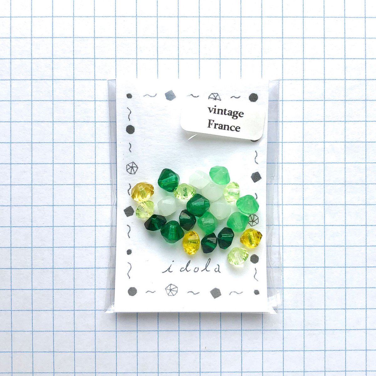 ソロバンビーズセット・ガラス（No.7 アソートセット）【 22個