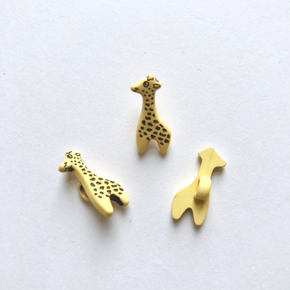 超レア‼️ヒヨコブランド　ダンガン　左右非対称カラー　キリン　KAMIKAZE別注 超レア‼️ヒヨコブランドダンガン左右非対称カラーキリンKAMIKAZE別注