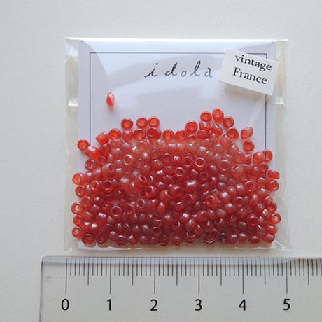 シードビーズ　（JFK011　レッド　size外径:約2.6mm)    【4g】