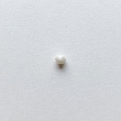 ファセットカットビーズ S (FEG1395 ≒Φ4.5mm ホワイト) 【8個セット】