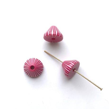 ストライプコーンビーズ（円錐型・約Φ14mm×9.5mm)