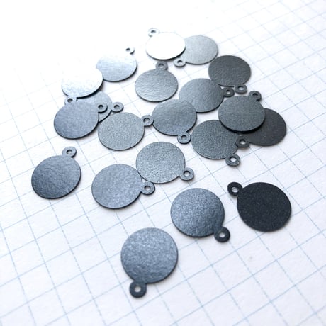 カン付きスパンコール 12×10mm（FFS054  メタリックブラック）【20枚セット】