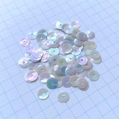 スパンコール 　5mm（LI 84　オーロラライトブルー）【0.5g】