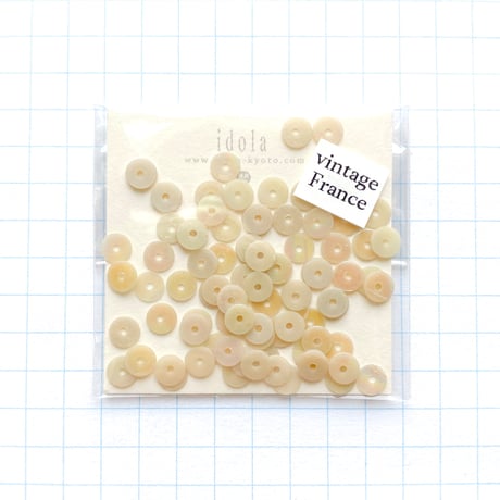 スパンコール ゼラチン製　4mm（coha047 シェルホワイト）【0.5g】