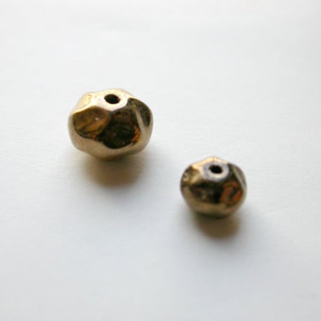 バロックガラスビーズ　M（FJ180 8mm　ブロンズ）