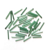 ヴィンテージフランス　竹(チューブ)ビーズパック（No.26　メタリックグリーン)    【1.5g入り】