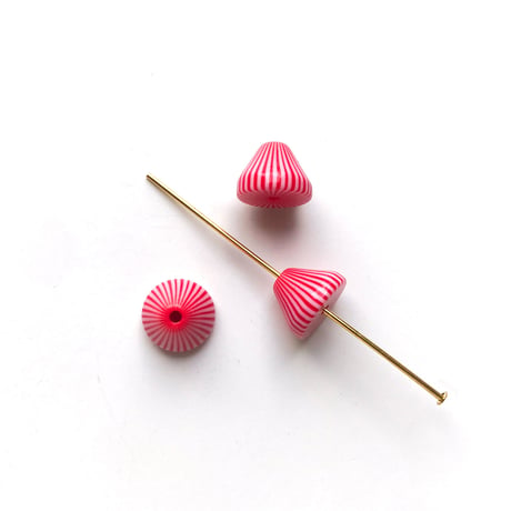 ストライプコーンビーズ（円錐型・約Φ10mm×7mm)