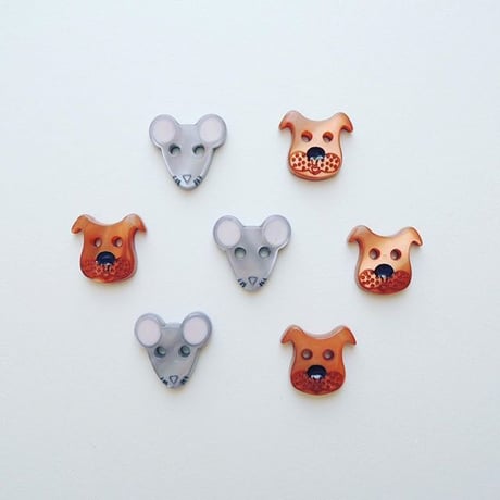 イヌのボタン(JB447036)　ブラウン