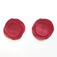 サテンフラワー（レッド）2枚セット