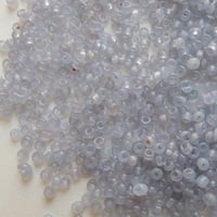 シードビーズ　（JFF132　ブルー　size外径:約1.5mm　特小)    【4g】