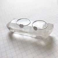 貼り付けリングパーツ・平皿（Φ5mm　シルバー)  【2個セット】