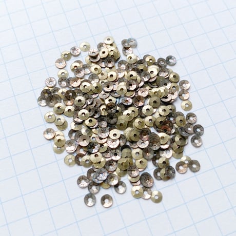 スパンコール ゼラチン製　3.0mm（FSCA389 アンティークゴールド）【0.4g】